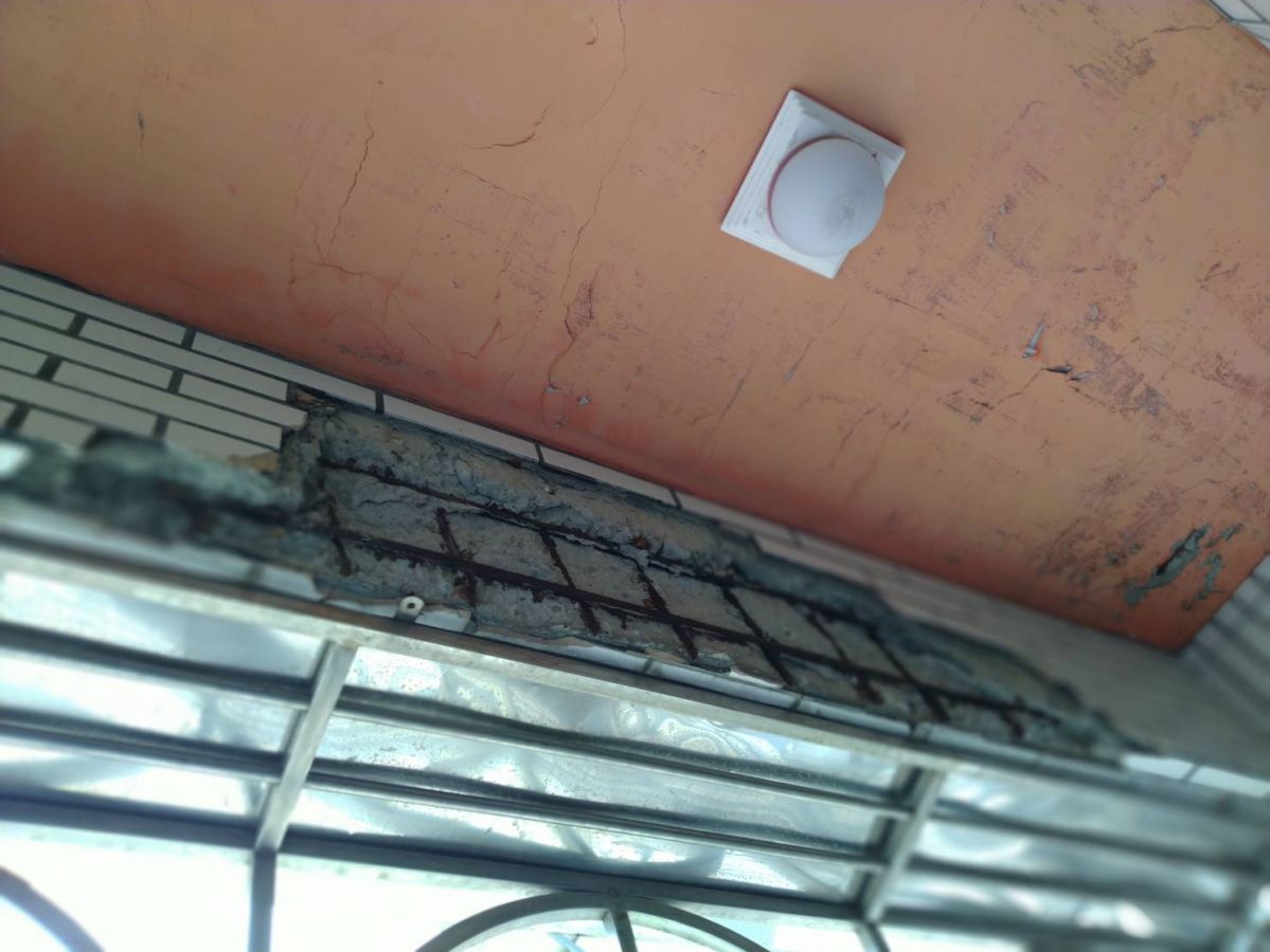 台中房屋整修-天花板抓漏  地面貼磚